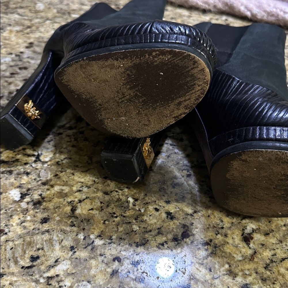 Chanel Bootie Black Platform - image 4